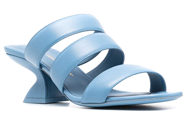 Lookbook (W) Sandalias de Tacón Ancho de Cuero FERRAGAMO 'Azul Cielo' 01B633-743786