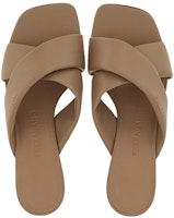 (W) Ferragamo皮革交叉带粗跟凉鞋“米色” 01F939-761900 Shop (W) Ferragamo皮革交叉带粗跟凉鞋“米色” 01F939-761900