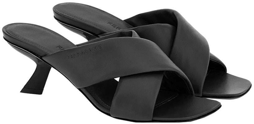 (W) SANDAL FERRAGAMO Tali Silang Kulit 'Hitam' 01F939-761898 Order (W) SANDAL FERRAGAMO Tali Silang Kulit 'Hitam' 01F939-761898