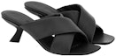Order (W) SANDAL FERRAGAMO Tali Silang Kulit 'Hitam' 01F939-761898