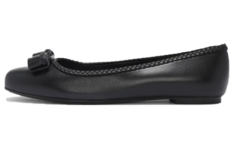 (W) FERRAGAMO Leather Flat 'Black Bow'