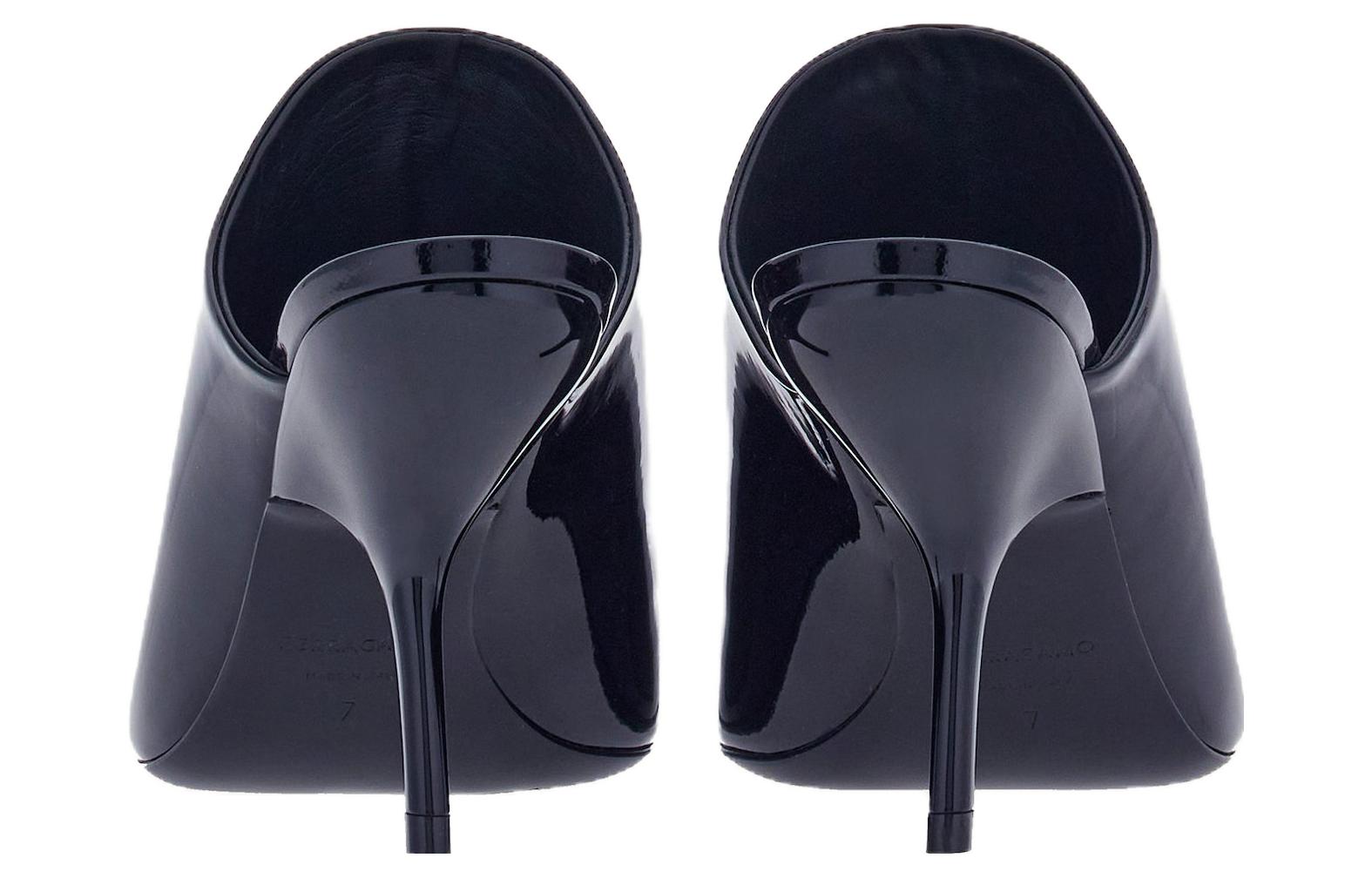 Shop (W) フェラガモ スクエアトゥ レザー ミュール (黒) 01G519-767910