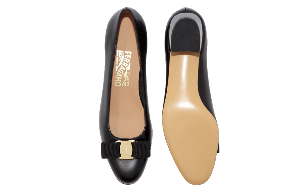 Lookbook (W) フェラガモ レザー chunkyヒール (ブラック) 017468-574571