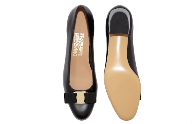 Ferragamo 菲拉格穆 粗跟皮質高跟鞋 女款 黑色 Lookbook Ferragamo 菲拉格穆 粗跟皮質高跟鞋 女款 黑色