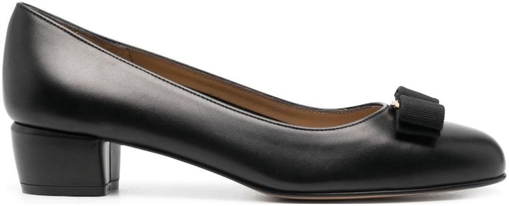 (W) 페라가모 블랙 청키 힐 가죽 뮬 01G324-765658 Order (W) 페라가모 블랙 청키 힐 가죽 뮬 01G324-765658