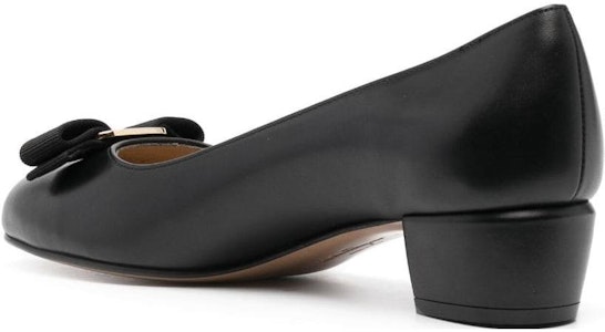 (W) 페라가모 블랙 청키 힐 가죽 뮬 01G324-765658 Shop (W) 페라가모 블랙 청키 힐 가죽 뮬 01G324-765658