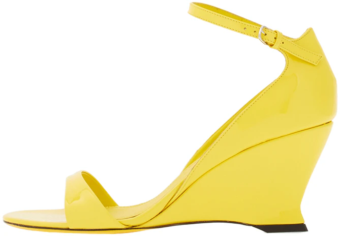 women-ferragamo-leather-open-toe-buckle-strap-sandals-yellow-01-g484-766347