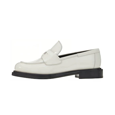 (W) FERRAGAMO Nyx 30 Patent Leather Loafers 'White'