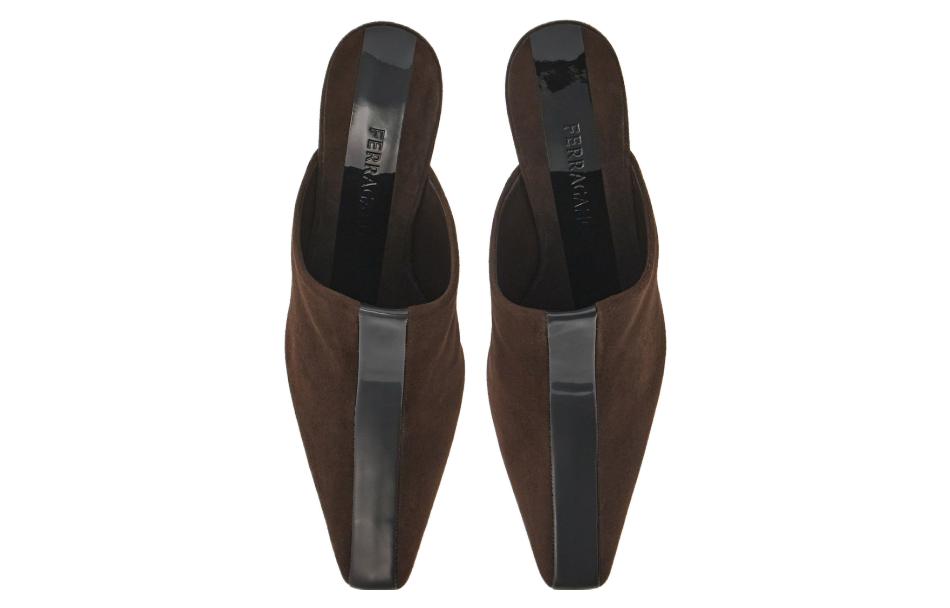 Shop (W) FERRAGAMO Sepatu Mule Kulit Toe Lancip 'Coklat' 01G343-766422