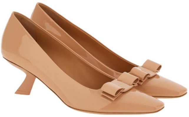 (W) フェラガモ エレガントベージュ パンプス
```ferragamo eregantobe-ju panpusu``` 01F594-763727 Lookbook (W) フェラガモ エレガントベージュ パンプス
```ferragamo eregantobe-ju panpusu``` 01F594-763727