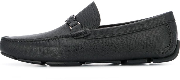 women-ferragamo-loafer-black-02-b523-709326