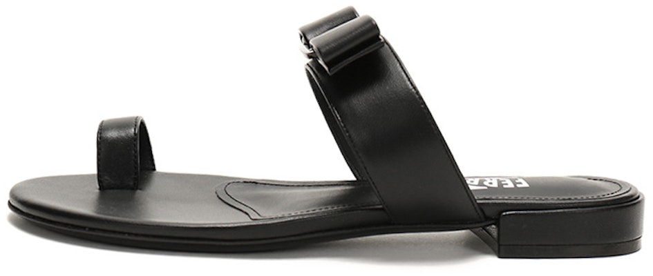 (W) FERRAGAMO Louisa 'Black Bow' Hitam 01Q608-725929 Buy (W) FERRAGAMO Louisa 'Black Bow' Hitam 01Q608-725929