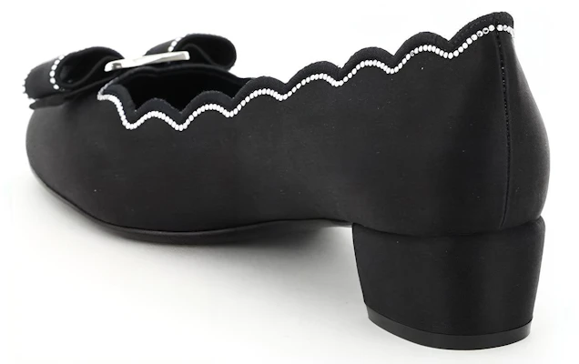 (W) FERRAGAMO Tacón Bajo 'Terciopelo Negro' 01A670-740871 Lookbook (W) FERRAGAMO Tacón Bajo 'Terciopelo Negro' 01A670-740871