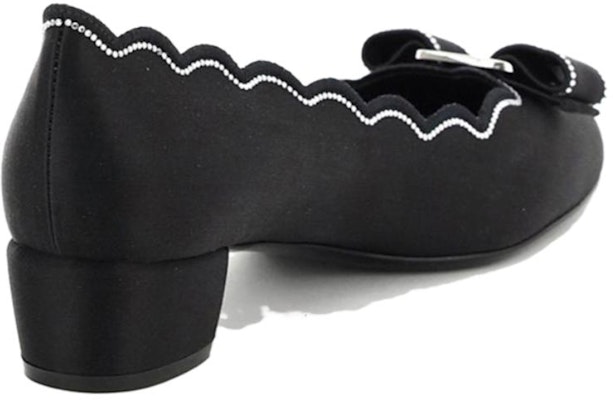 (Women) FERRAGAMO Low Heel Pump 'Black Velvet' 01A670-740871 Shop (Women) FERRAGAMO Low Heel Pump 'Black Velvet' 01A670-740871