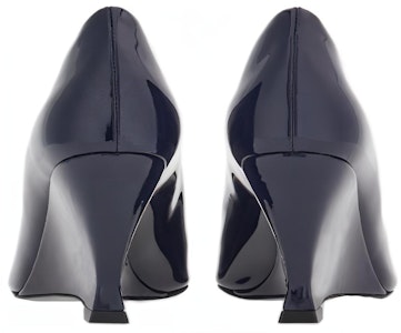 FERRAGAMO菲拉格穆 漆皮 尖頭套穿舒適百搭氣質 斜跟 高筒鞋 7cm 女款 藍色 Shop FERRAGAMO菲拉格穆 漆皮 尖頭套穿舒適百搭氣質 斜跟 高筒鞋 7cm 女款 藍色