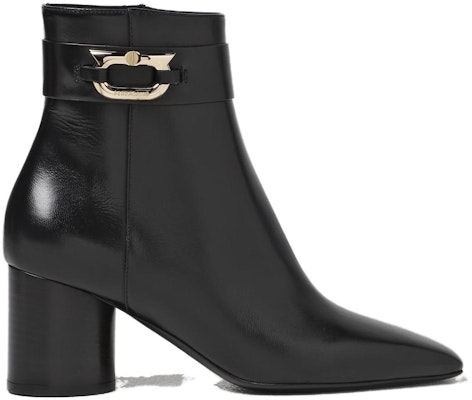 (W) FERRAGAMO Sepatu Boot Runcing 'Hitam' 01F834763933 Order (W) FERRAGAMO Sepatu Boot Runcing 'Hitam' 01F834763933