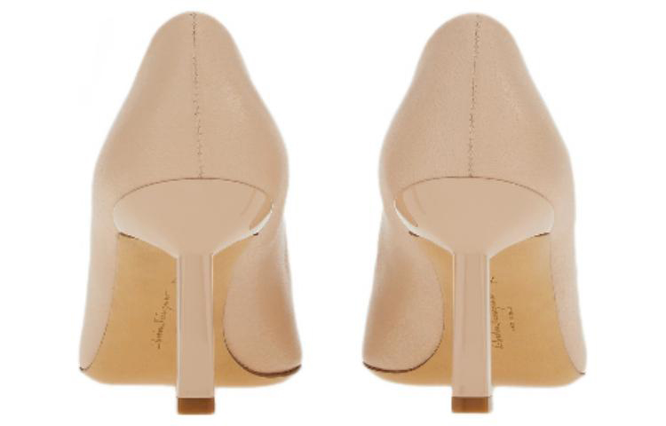 Shop (W) FERRAGAMO Sepatu High Heels Runcing 'Beige' 01E233-758480