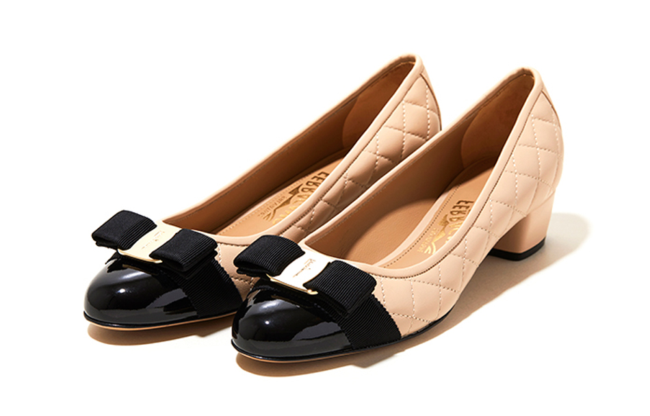 Order (W) 菲拉格慕 缝线Vara高跟鞋 '米色黑色蝴蝶结' 01M832-702227