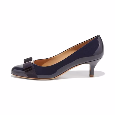 (W) FERRAGAMO Carla Pump Black 'Navy'