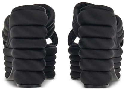 (W) FERRAGAMO Salvatore Sandal Kain Hitam Round Toe Terbuka Belakang 01F807-763967 Shop (W) FERRAGAMO Salvatore Sandal Kain Hitam Round Toe Terbuka Belakang 01F807-763967