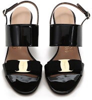 (W) FERRAGAMO Salvatore Giulia 'Sandal Tumit Blok Hitam Patent Bersimpul' 01Q976-725965 Shop (W) FERRAGAMO Salvatore Giulia 'Sandal Tumit Blok Hitam Patent Bersimpul' 01Q976-725965