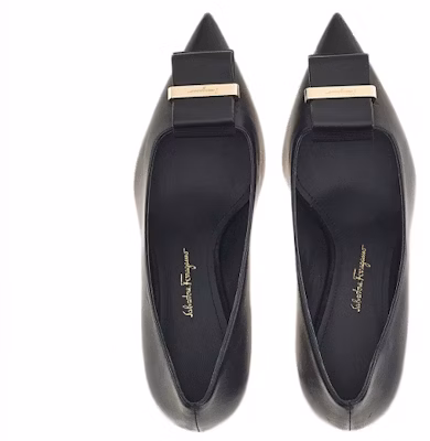 FERRAGAMO菲拉格穆 時尚雙蝶結 細根 高筒鞋 女款 黑色 Lookbook FERRAGAMO菲拉格穆 時尚雙蝶結 細根 高筒鞋 女款 黑色