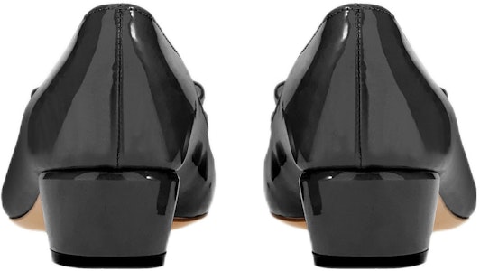 (W) FERRAGAMO Salvatore Sepatu Hak Tinggi Kulit 'Black Bow' 01B221-591963 Shop (W) FERRAGAMO Salvatore Sepatu Hak Tinggi Kulit 'Black Bow' 01B221-591963