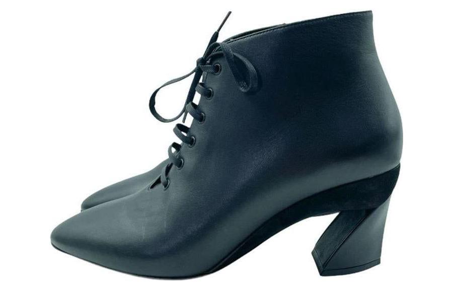 (Women) FERRAGAMO Salvatore Leather Lace-Up Ankle Boots 'Black 8cm' 01Q334