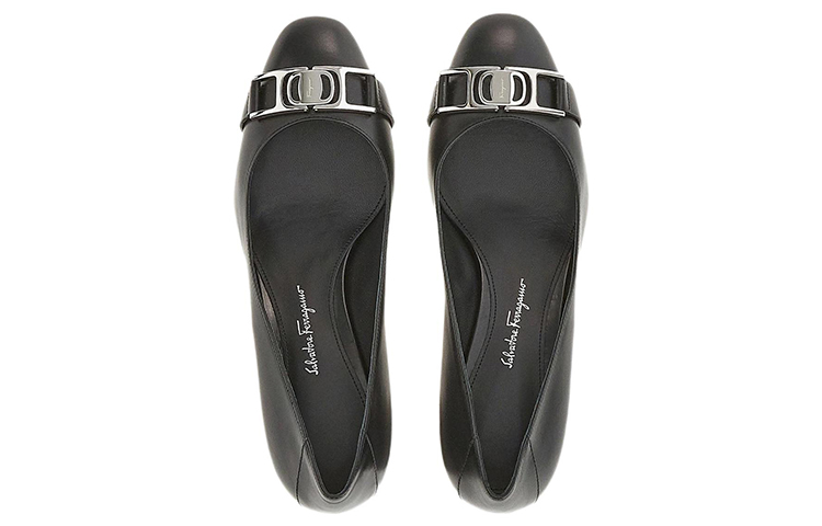 Lookbook (W) 菲拉格慕 Salvatore 黑色皮革高跟鞋 '舒适简约款' 01D690-753951