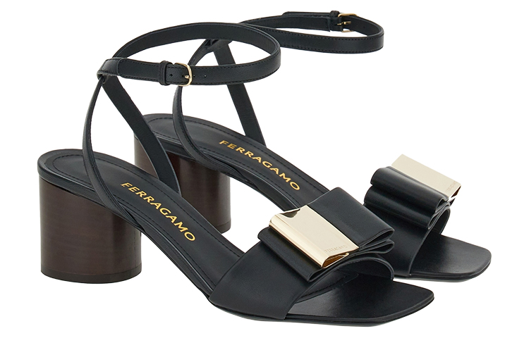 Order (W) FERRAGAMO Salvatore Leren Sandalen ''Double Bow'' 01F915-763190