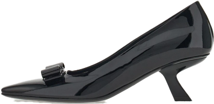 (W) FERRAGAMO Salvatore Escarpins Noirs en Cuir Verni à Bout Pointu ''Noeud''. 01F594-763726 Buy (W) FERRAGAMO Salvatore Escarpins Noirs en Cuir Verni à Bout Pointu ''Noeud''. 01F594-763726