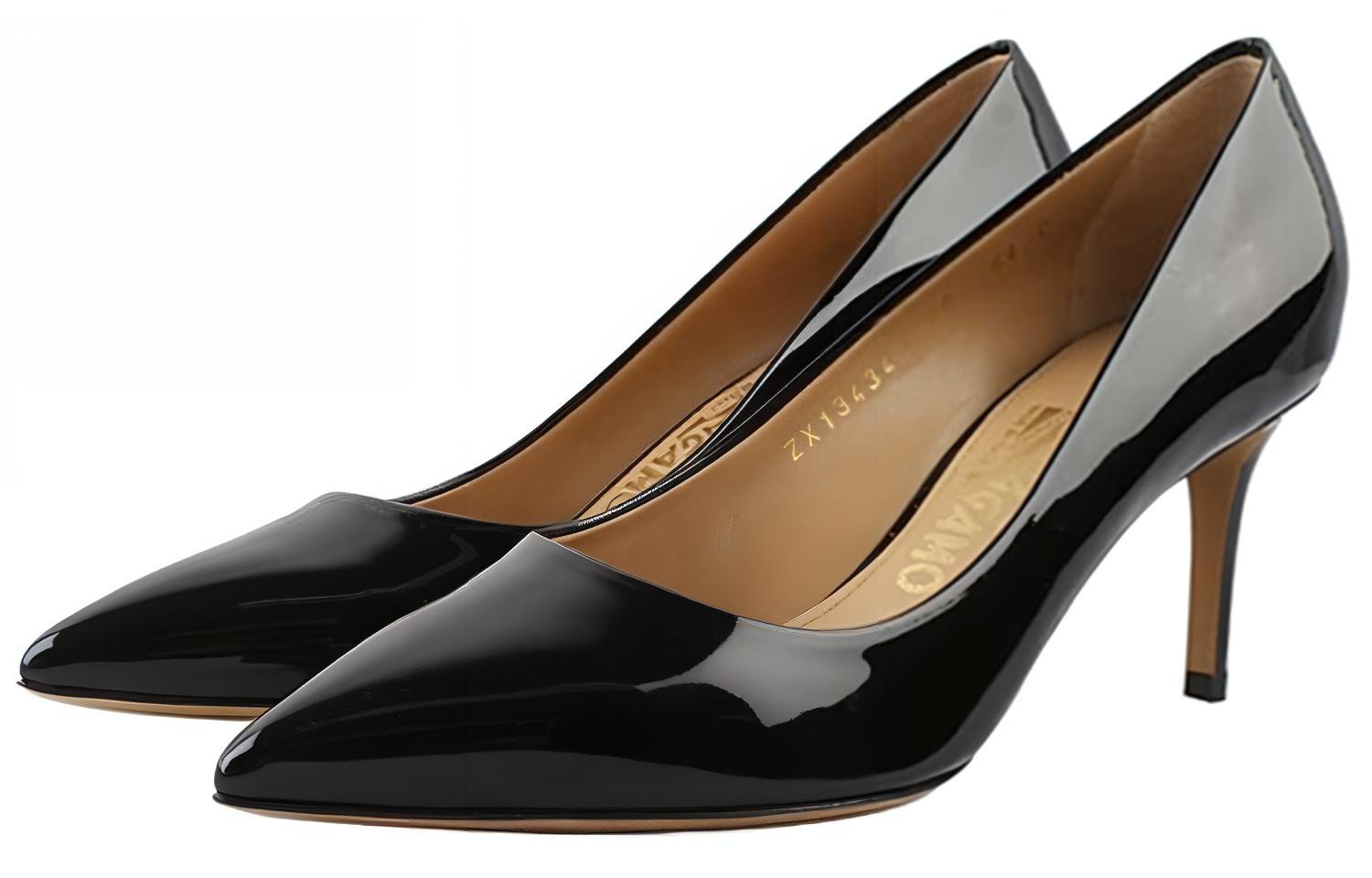 (Women) FERRAGAMO Salvatore Patent Leather Pointed-Toe High Heels 'Black' 01L435-642753