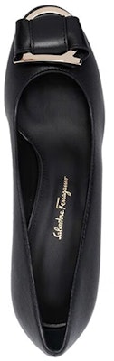 (W) FERRAGAMO Salvatore Sepatu Hak Blok Kulit Hitam Round Toe 01C189-745477 Shop (W) FERRAGAMO Salvatore Sepatu Hak Blok Kulit Hitam Round Toe 01C189-745477