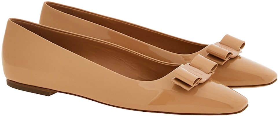(Women) FERRAGAMO Salvatore Vara 'Beige Bow' 01E982-765755 Lookbook (Women) FERRAGAMO Salvatore Vara 'Beige Bow' 01E982-765755