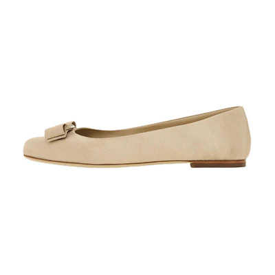 (W) FERRAGAMO Salvatore Vara 'Beige Bow'