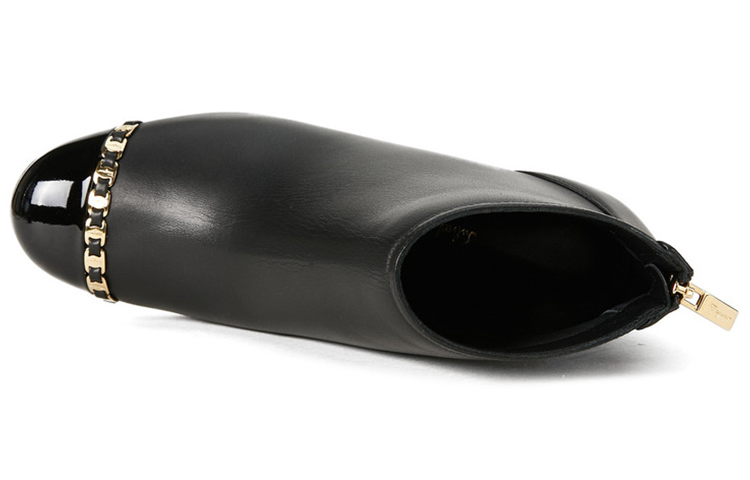 (W) FERRAGAMO Vara Chain Detail Booties 'Black' 圖 3