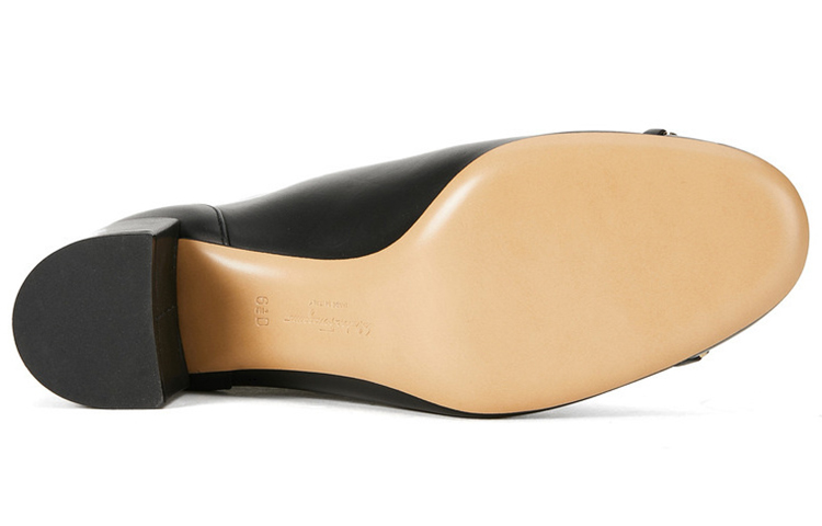 (W) FERRAGAMO Vara Chain Detail Booties 'Black' 圖 4