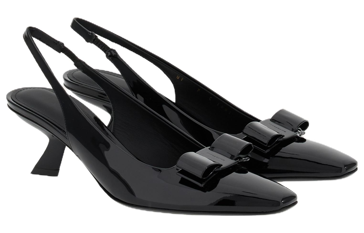 Order (W) FERRAGAMO Salvatore Vara ''Tacchi Bassi Neri''" 01E984763746