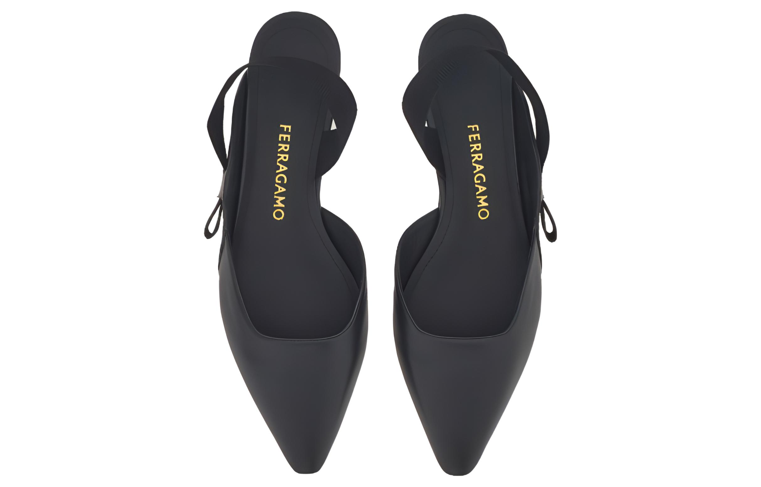 Lookbook (W) FERRAGAMO Salvatore Vara 'Kulit Hitam' 01E872-763420