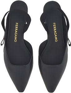 (W) フェラガモ Vara ブラックレザー 01E872-763420 Lookbook (W) フェラガモ Vara ブラックレザー 01E872-763420