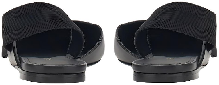 (W) フェラガモ Vara ブラックレザー 01E872-763420 Shop (W) フェラガモ Vara ブラックレザー 01E872-763420