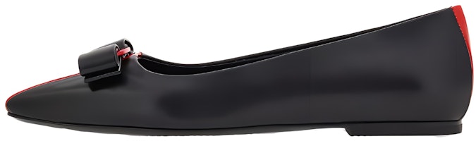 (Women) FERRAGAMO Salvatore Vara 'Black Leather Pointed Toe Flat' 01G355-766409 (Women) FERRAGAMO Salvatore Vara 'Black Leather Pointed Toe Flat' 01G355-766409