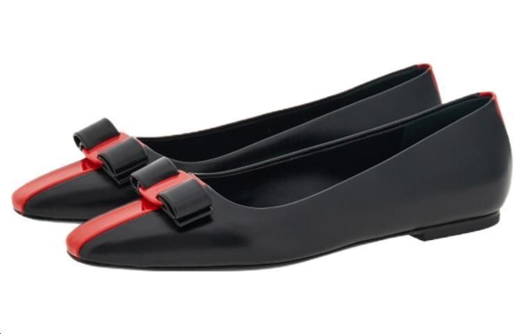 (W) FERRAGAMO Salvatore Vara 'Black Leather Pointed Toe Flat' 圖 3