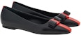 (W) FERRAGAMO Salvatore Vara 'Flat Kulit Hitam Berhujung Runcing' 01G355-766409