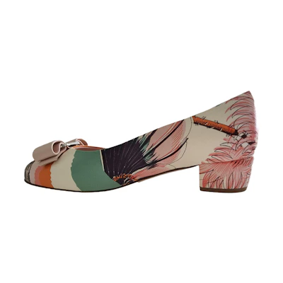 (W) FERRAGAMO Salvatore Vara 'Chic Chunky Heel'