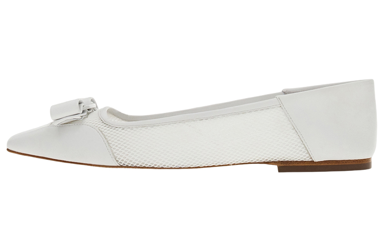 (W) FERRAGAMO Salvatore Vara 'White Mesh Bow'