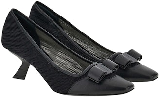 (W) 菲拉格慕Salvatore黑色蝴蝶结Vara高跟鞋 01F263-761451 Order (W) 菲拉格慕Salvatore黑色蝴蝶结Vara高跟鞋 01F263-761451