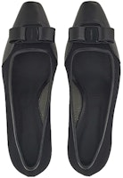 (W) 菲拉格慕Salvatore黑色蝴蝶结Vara高跟鞋 01F263-761451 Lookbook (W) 菲拉格慕Salvatore黑色蝴蝶结Vara高跟鞋 01F263-761451