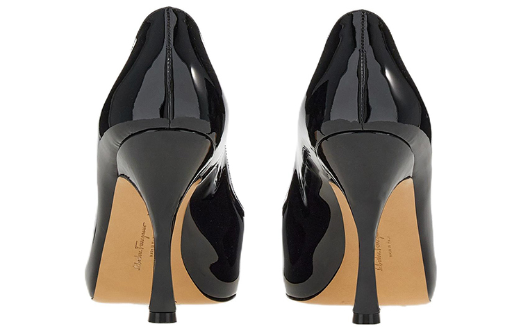 Shop FERRAGAMO菲拉格姆 Vara漆皮 蝴蝶結 高跟鞋 女款 黑色