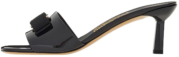 women-ferragamo-salvatore-vara-patent-black-bow-01-e562-758004
